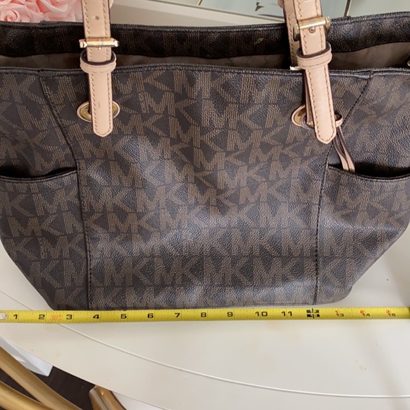 Michael Kors Leather Logo Tote Bag - Picture 3 of 16